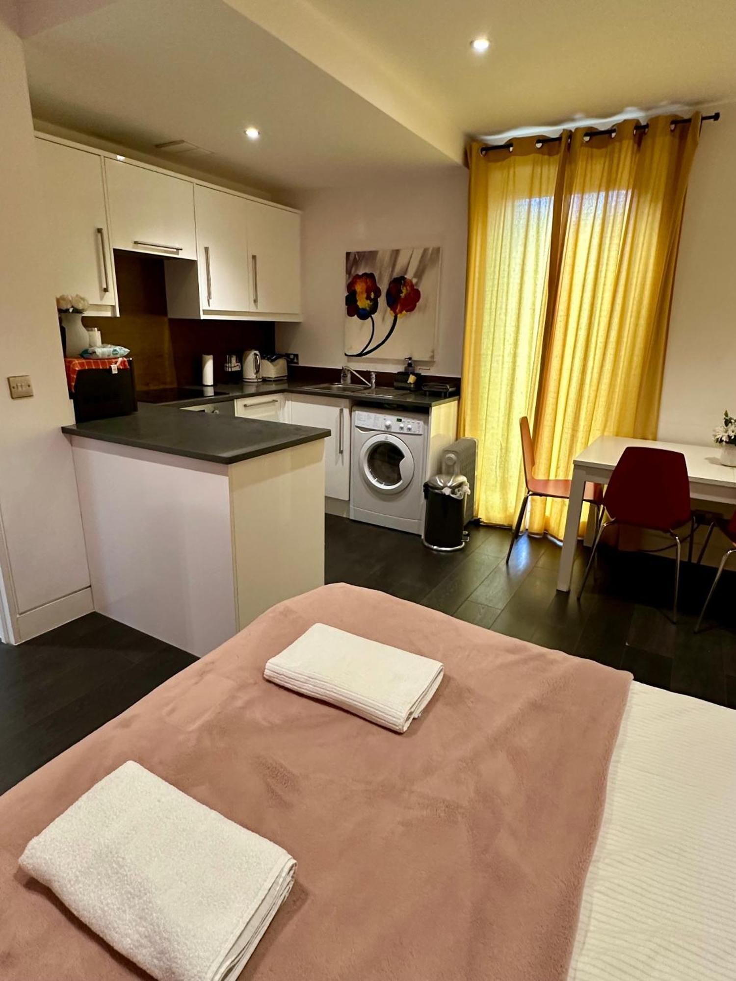 London Regency Apartment ภายนอก รูปภาพ